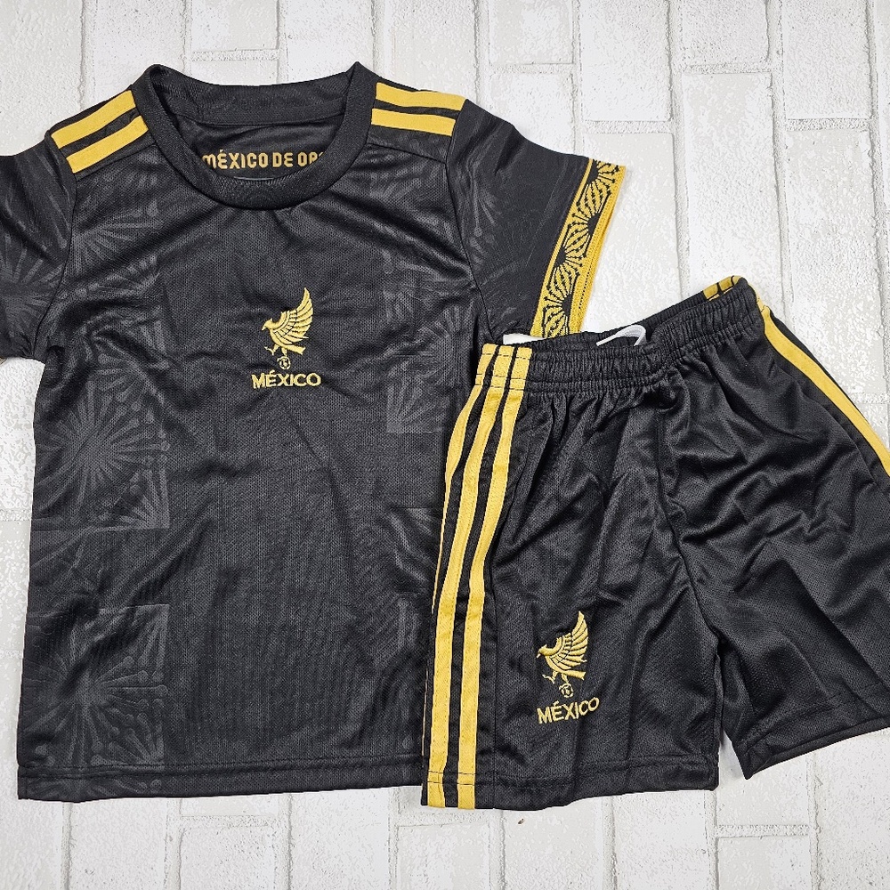 Mexico Kids Soccer Jersey Kit Youth/ jersey/ Jersey and Shorts